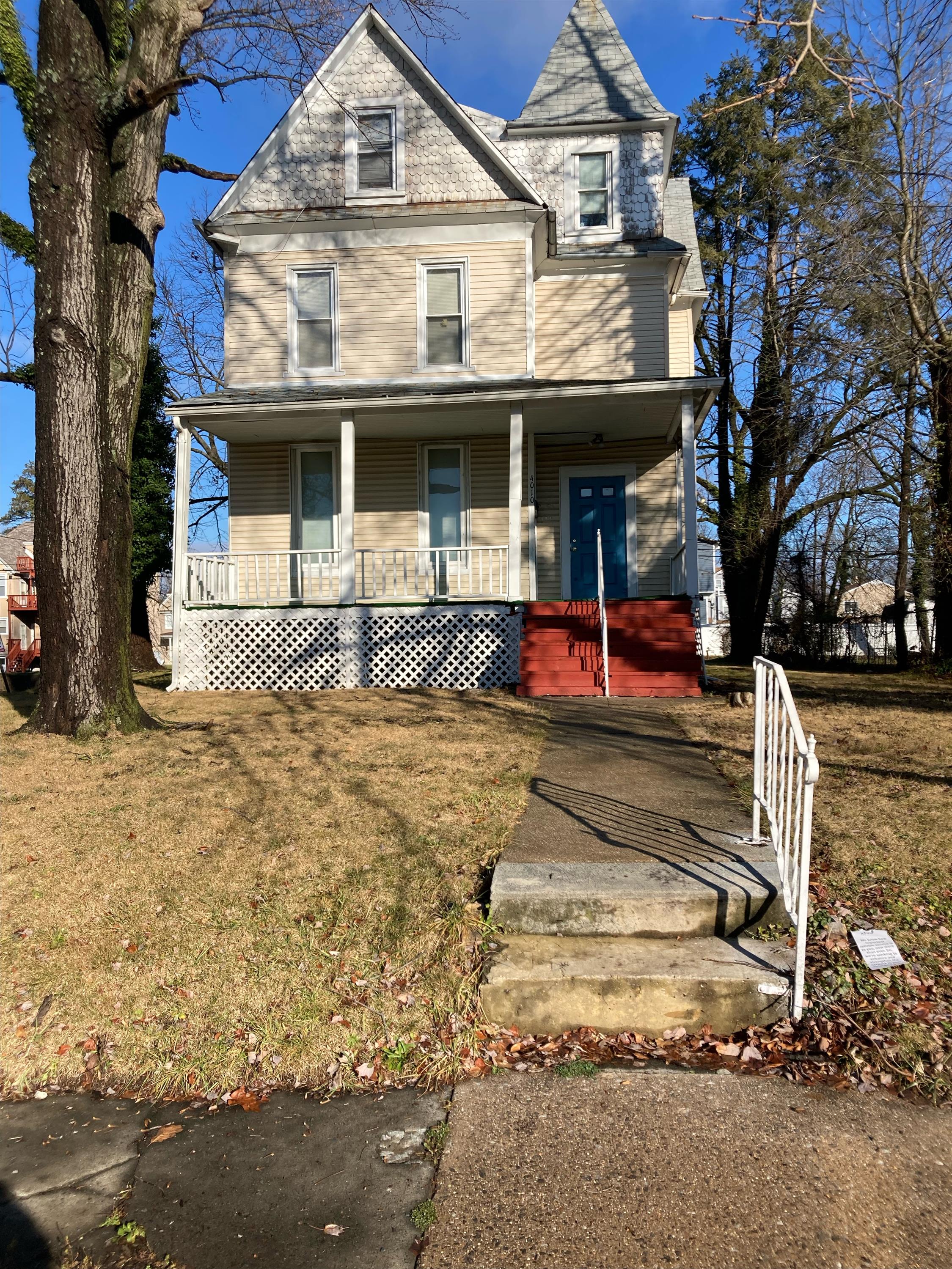 Property main image